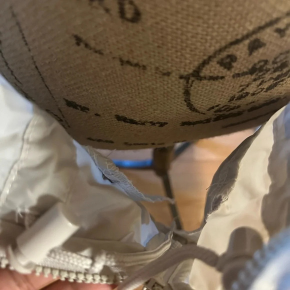 Totes Rain Hooded Rain Jacket XL Beige Khaki Drawstring Waist Pockets - Picture 5 of 7